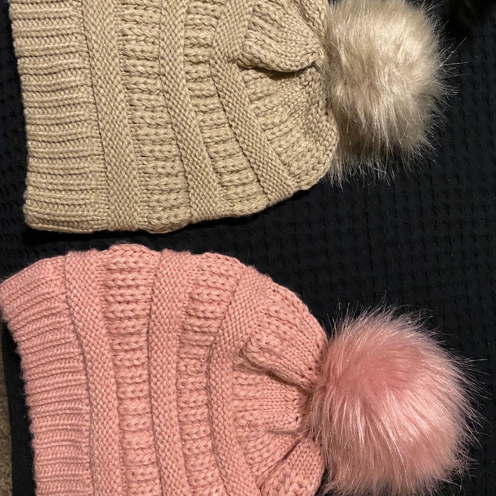 2 beanies